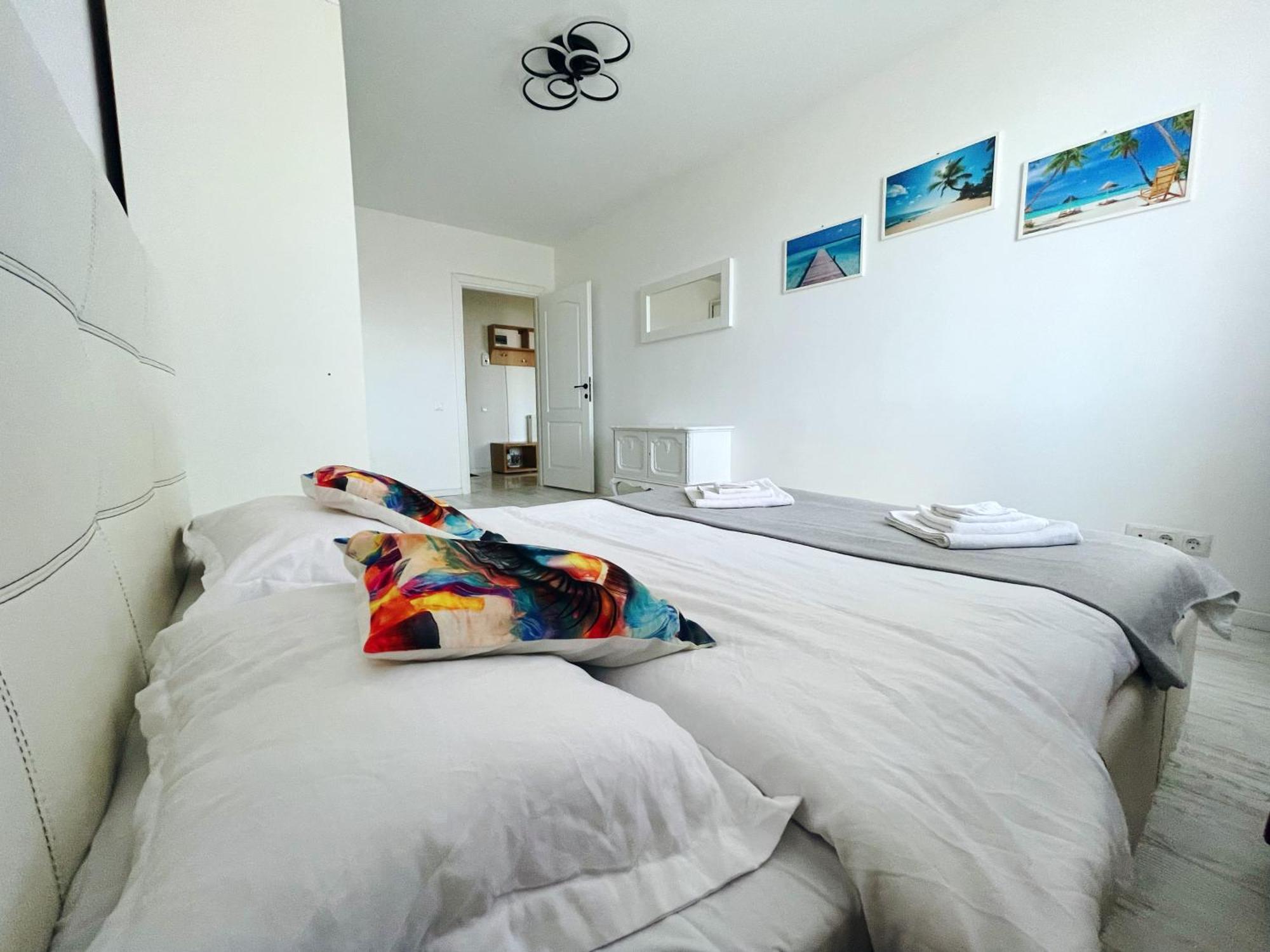 Yamalux Apartments - Ploiesti 33 Клуж-Напока Екстер'єр фото